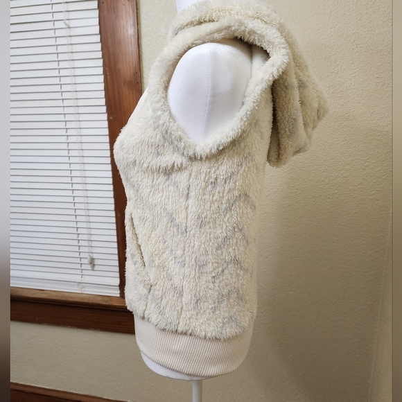 LIKE NEW! Billabong from Buckle Side By Side Zip Up Hooded Vest ~Size S~ - Picture 6 of 13